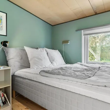 Tatil Evi Cozy In Bjert With House Sea View Binderup Strand